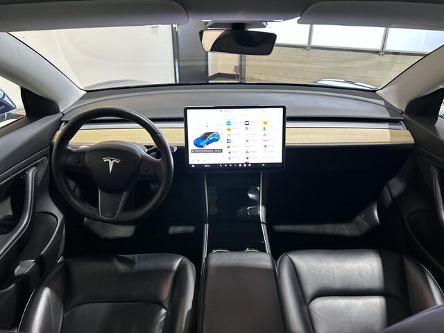 Tesla Model 3 Standard RWD Plus 60 kWh | Led verlichting | Panoramadak |
