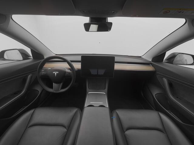 Tesla Model 3 Long Range AWD 75 kWh | PANO | AUTOPILOT | KEYLESS | STOELVERWARMING