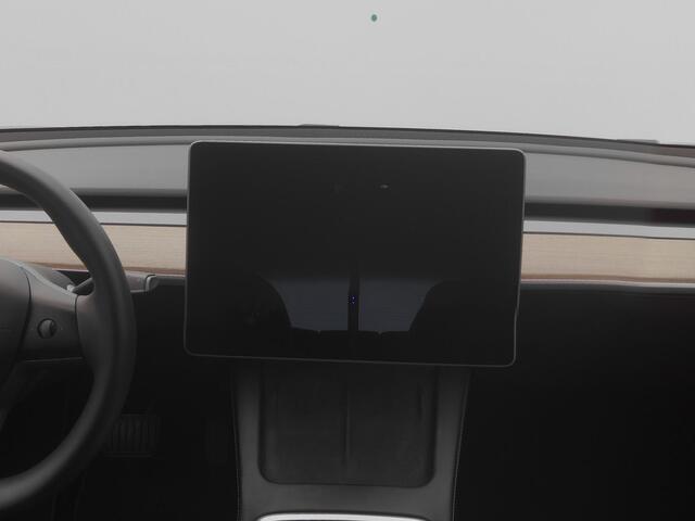 Tesla Model 3 Long Range AWD 75 kWh | PANO | AUTOPILOT | KEYLESS | STOELVERWARMING