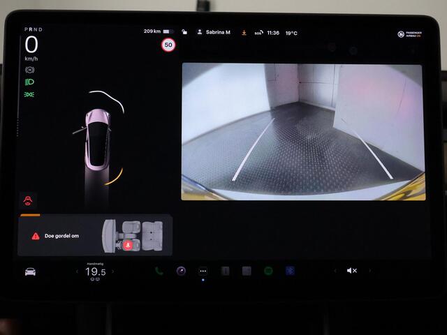 Tesla Model 3 Sport RWD Plus 60 kWh 238 PK! | Navigatie | Panoramadak | Camera |