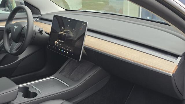 Tesla Model 3 Performance AWD 75 kWh | BTW | Zwart leder