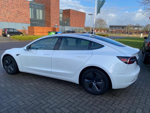 Tesla Model 3 STND.RWD PLUS 60 KWH