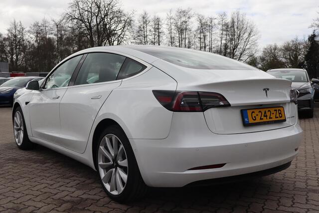 Tesla Model 3 Long Range AWD 75 kWh SOH 94,4%, Autopilot computer 3.0, Panoramadak, 360 Camera