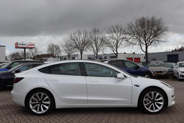 Tesla Model 3 Long Range AWD 75 kWh SOH 94,4%, Autopilot computer 3.0, Panoramadak, 360 Camera