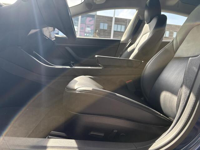 Tesla Model 3 Standard RWD Plus 60 kWh | Autopilot | Panoramadak | Stoelverwarming | BTW AUTO |