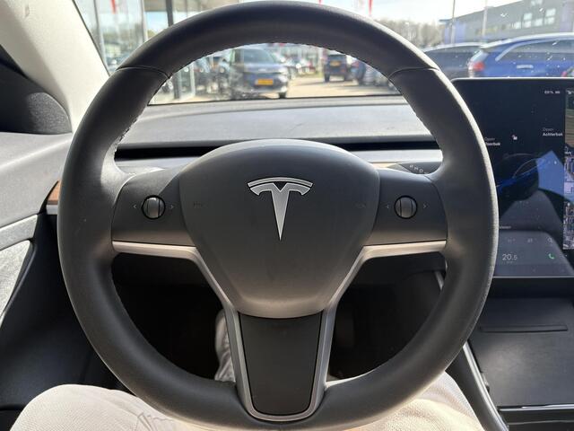 Tesla Model 3 Standard RWD Plus 60 kWh | Autopilot | Panoramadak | Stoelverwarming | BTW AUTO |