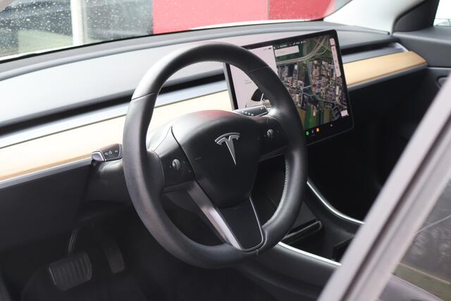 Tesla Model 3 Long Range AWD 75 kWh | Incl. BTW | Panoramadak |