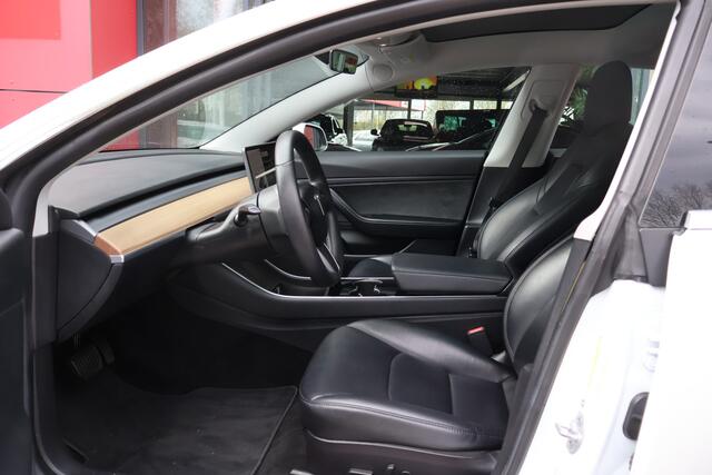 Tesla Model 3 Long Range AWD 75 kWh | Incl. BTW | Panoramadak |