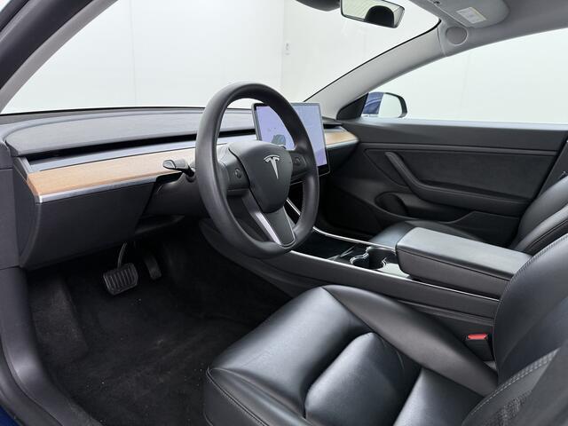 Tesla Model 3 SR+ 325PK LFP-Accu (dus altijd 100% laden) AutoPilot Leer Pano-Dak Adaptive Cruise Lmv 18" Camera's Elektr.-Stuur+Stoelen+Spiegels+Geheugen+Easy-Entry+Verwarmde stoelen Park assistent Pdc WIFI Ecc Lane-Assist Speed-Assist Ecc Navi Led DAB Voorverwarmen in