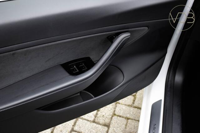 Tesla Model 3 Standard RWD Plus 60 kWh AUTOPILOT PANORAMA LEER