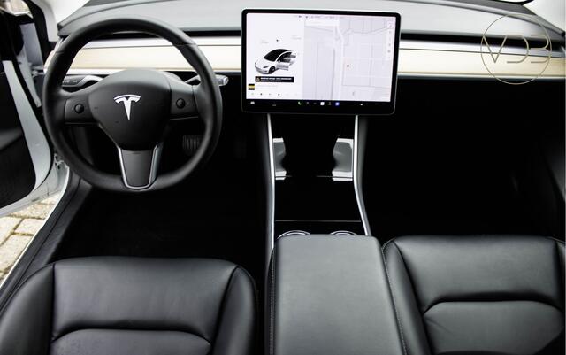 Tesla Model 3 Standard RWD Plus 60 kWh AUTOPILOT PANORAMA LEER
