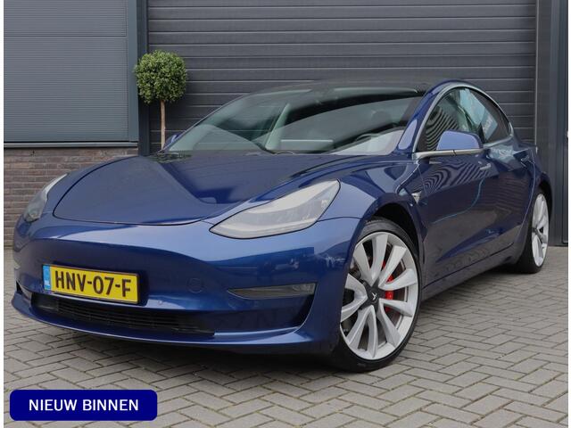 Tesla Model 3 Performance AWD 75 kWh 84% SOH | 20'' inch | Autopilot | Stoel en Achterbank verwarmd