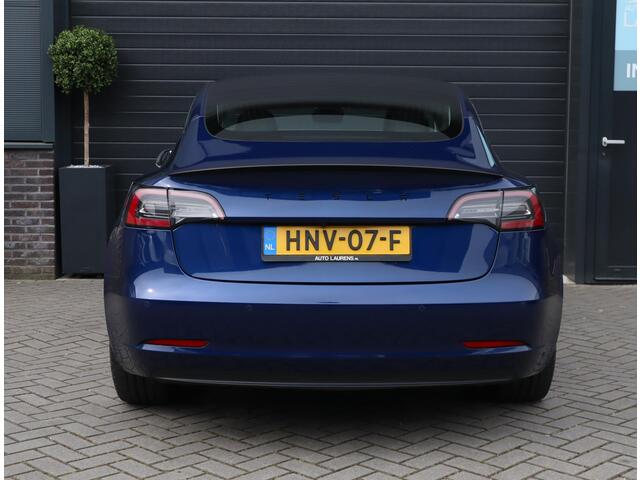 Tesla Model 3 Performance AWD 75 kWh 84% SOH | 20'' inch | Autopilot | Stoel en Achterbank verwarmd