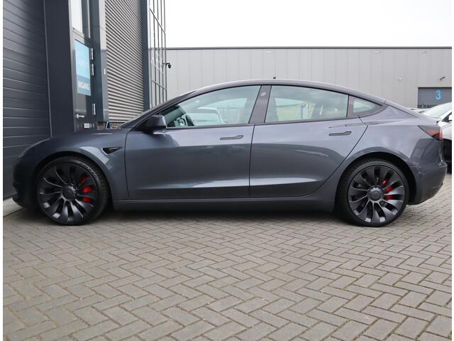 Tesla Model 3 Performance AWD 75 kWh | 92.6% SOH | FSD 3 | Stuur, stoel en achterbank verwarmd