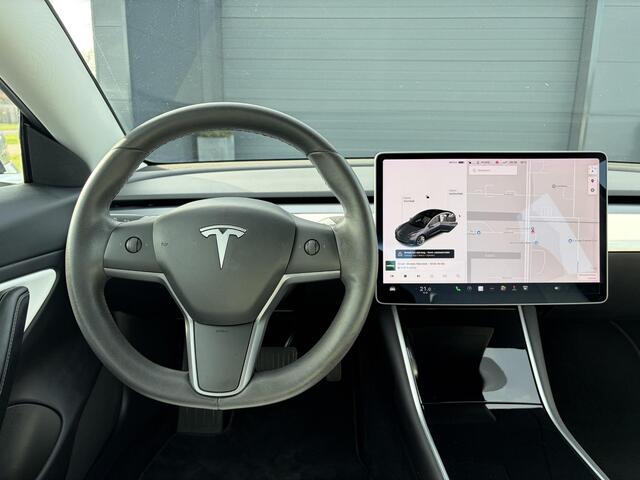Tesla Model 3 Long Range AWD 75 kWh 2e Eigenaar,Autopilot,Panodak,Leder,360 Camera,Adaptive Cruise,NL Auto,N.A.P,Extra zomer banden,APK tot 09-2027