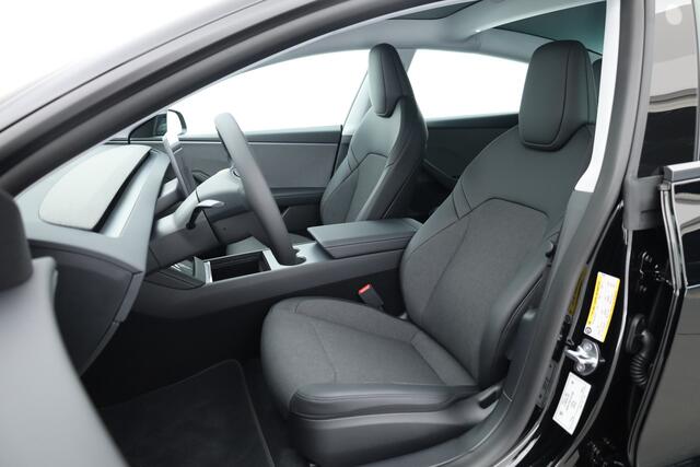 Tesla Model 3 Premium Long Range RWD 78 kWh | Pano | Camera | Stoelverw. | Navi | Elek. Stoelen | CarPlay |