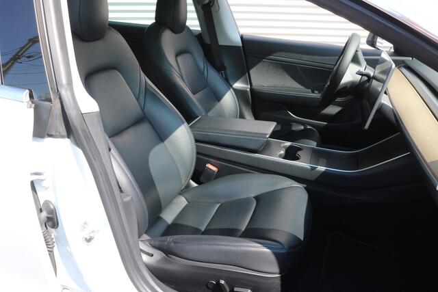 Tesla Model 3 Standard RWD Plus 60 kWh (149.569Km NAP Pano Navi Sportleder Autopilot Camera 18InchLMV)