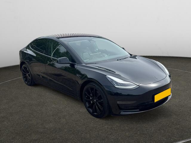 Tesla Model 3 Long Range AWD 75 kWh- SOH 89%, 2x Laadkabels, Performance Pakket, Blackline, Panoramadak