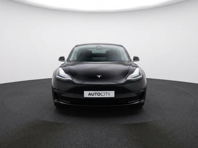 Tesla Model 3 Standerd RWD Plus 60 kWh Autopilot l Pano | Leder | Stoelverwarm