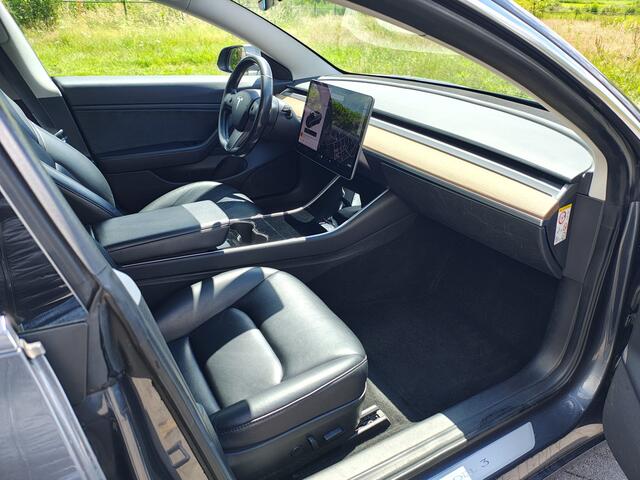 Tesla Model 3 Long Range AWD 75kWh 19"Lmv Autopilot Panoramadak Navi Ecc Camera's Adap.Cruise Leder Keyless Elek.Stoelen+Memory+Verwarmd Audiosysteem premium 4WD Spraakbediening Origineel Nederlandse Auto