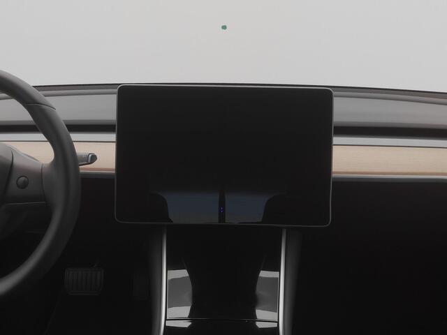 Tesla Model 3 Standard RWD Plus 60 kWh | PANO | CAMERA | STOELVERW.