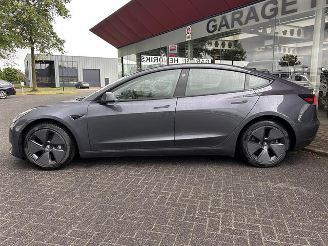 Tesla Model 3 Standard RWD Plus 60 kWh | SOH: 91,3% | Camera | Navi | Stoel Verwarming | Volledig Leder | Pano |