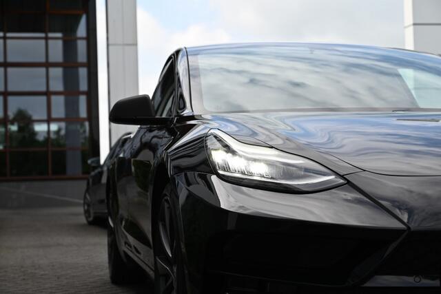 Tesla Model 3 Performance AWD 75 kWh Pano ACC ⬠240,00 per maand