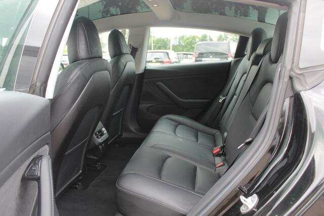 Tesla Model 3 Long Range AWD 75 kWh / Autopilot / Panoramadak / Camera / Premium Audio / 18'' / Leder / Stoel+Stuurverwarming / ACC