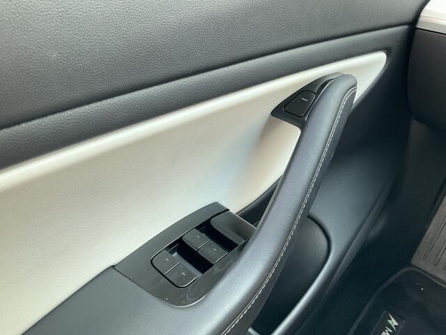 Tesla Model 3 351pk Long Range AWD 75 kWh Incl.BTW Panorama Design