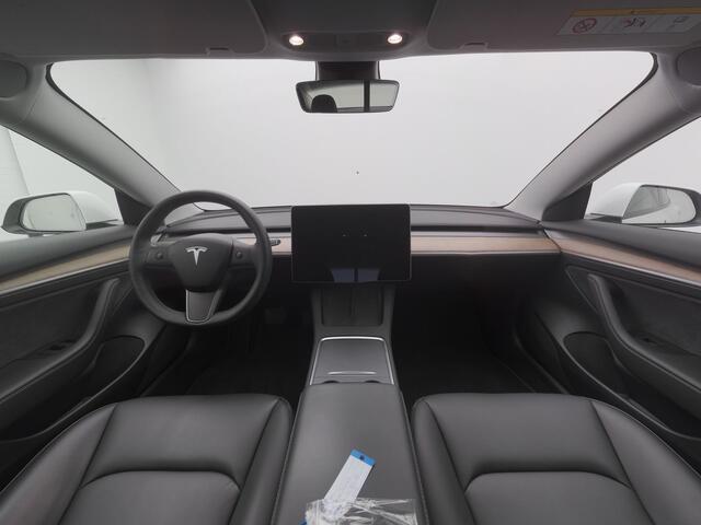 Tesla Model 3 Standard RWD Plus 60 kWh | PANO | CAMERA | STOELVERW.