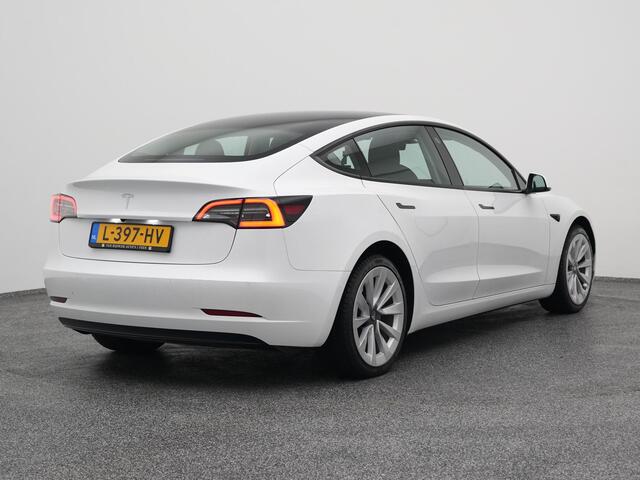 Tesla Model 3 Standard RWD Plus 60 kWh | PANO | CAMERA | STOELVERW.