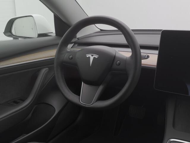 Tesla Model 3 Standard RWD Plus 60 kWh | PANO | CAMERA | STOELVERW.