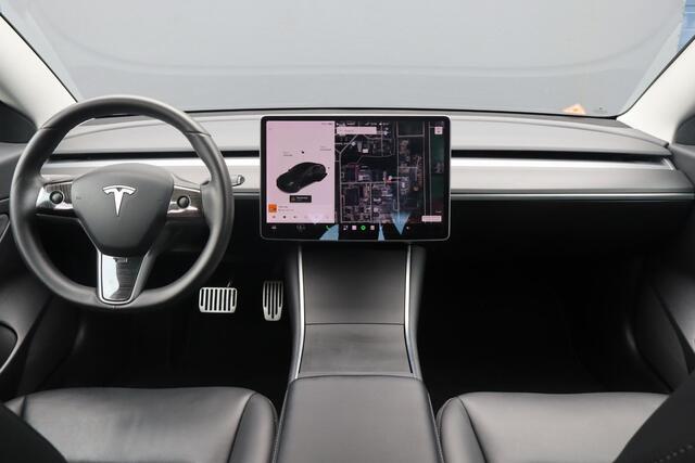 Tesla Model 3 Standard RWD Plus 60 kWh | Full Self-Driving Computer 3 | SOH 85,5 % | Zwart-Zwart |