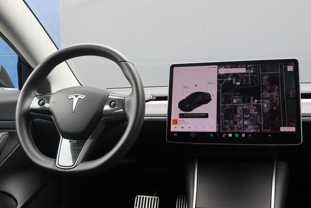 Tesla Model 3 Standard RWD Plus 60 kWh | Full Self-Driving Computer 3 | SOH 85,5 % | Zwart-Zwart |