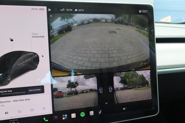 Tesla Model 3 Standard RWD Plus 60 kWh | Full Self-Driving Computer 3 | SOH 85,5 % | Zwart-Zwart |