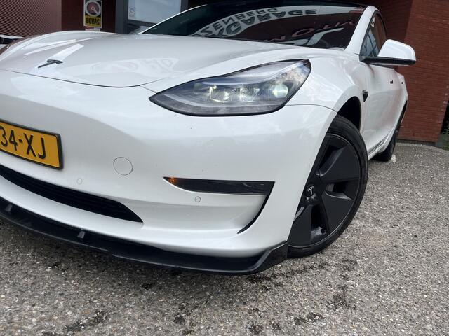 Tesla Model 3 Standard RWD Plus 60 kWh PANODAK // NAVI // ADAPTIVE CRUISE // CLIMA // AUTOPILOT // CAMERA+SENSOREN // LEDEREN BEKLEDING //