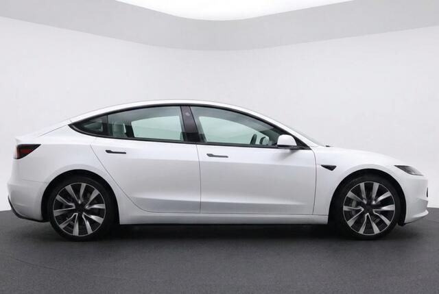 Tesla Model 3 Premium Long Range AWD 78kWh l FSD4 (HW4) l AMD RYZEN l Warmtepomp