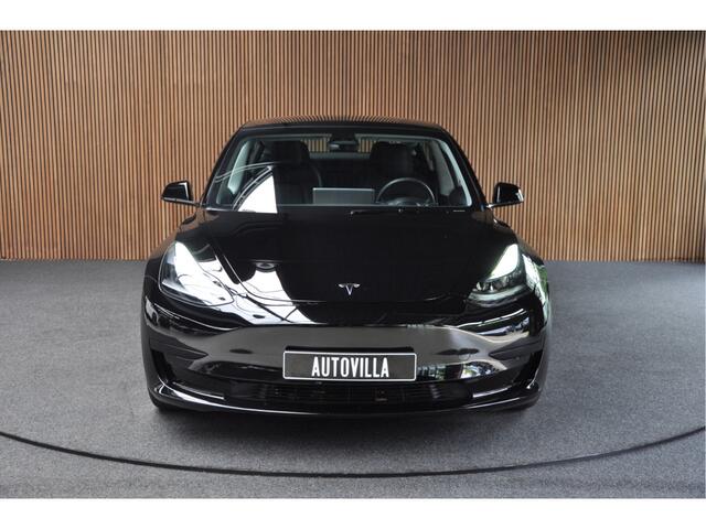 Tesla Model 3 RWD SOH: 95.9% Panodak Leer 360° ACC Climate Stuur- & Stoelverwarming voor & achter LM velgen PDC Elektr. achterklep Elektr. verst. stuurwiel Elektr. verstelb. stoelen Metallic lak 1e Eigenaar BTW auto