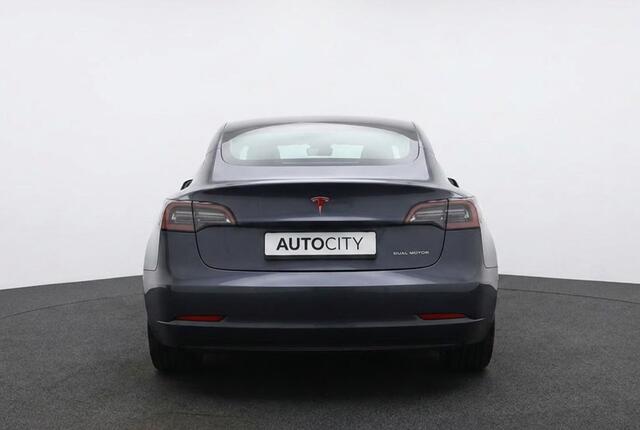 Tesla Model 3 Long Range AWD 75kWh Pano | Autopilot | Camera | Stoelverwarming