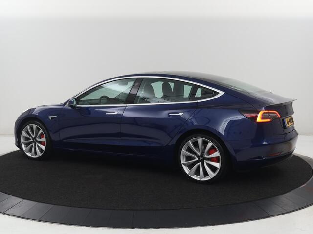 Tesla Model 3 Performance AWD 75 kWh | Traffic-Aware Cruise control | Leder | Lichtmetaal 20'' | Achterbank verwarming | Park assist | Climate control
