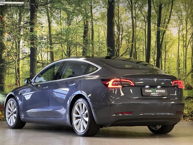 Tesla Model 3 Long Range AWD 75 kWh | 351 PK! | Origineel Nederlands | Leder | Autopilot | Premium Audio | Panoramadak | Elektrische Stoelen | Stoelverwarming | Achterbankverwarming |