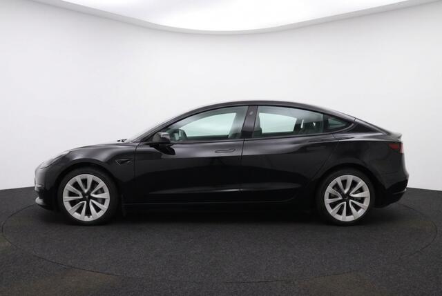 Tesla Model 3 Standard Range Plus RWD 60 kWh AMD Ryzen l Pano l Full Self Driving 3