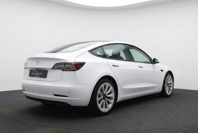 Tesla Model 3 Standard Range Plus RWD 60 kWh AMD Ryzen l Pano l Full Self Driving 3