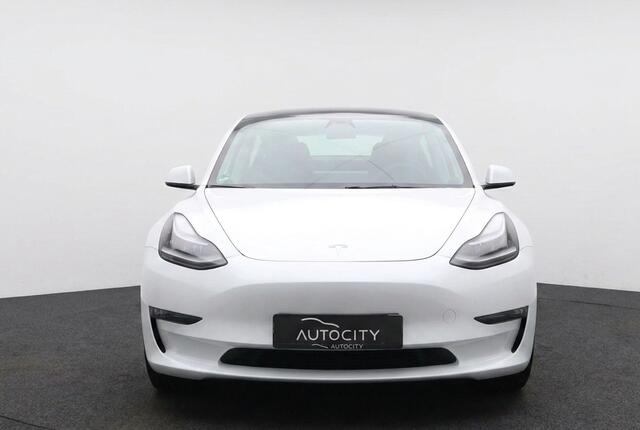Tesla Model 3 Standard Range Plus RWD 60 kWh AMD Ryzen l Pano l Full Self Driving 3