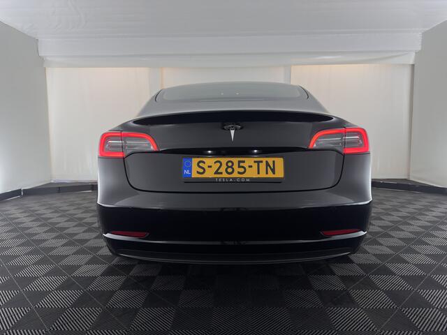 Tesla Model 3 Standard RWD Plus 60 kWh [3-Fase-11kW] (INCL-BTW) Aut. *PANO | AUTOPILOT | LEATHER | KEYLESS | FULL-LED | MEMORY-PACK | TOPVIEW | DAB | CARPLAY | DIGI-COCKPIT | LANE-ASSIST | HEATED- COMFORTSEATS | 19"ALU*