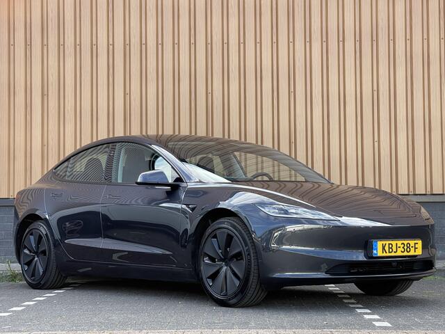 Tesla Model 3 Premium Long Range RWD 78 kWh | Marge! Financiering zonder aanbetaling | Full Self Driving | Stoelverkoeling | Bluetooth |