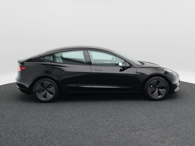 Tesla Model 3 Standard RWD Plus 60 kWh 238 Pk | Stoelverwarming | Panoramadak | Camera | Adaptive Cruise | 18 Inch | 41.788 Km !!