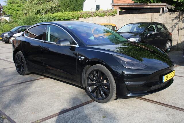 Tesla Model 3 Standard RWD Plus / NAP / Softclose