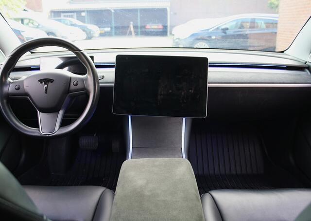 Tesla Model 3 Standard RWD Plus / NAP / Softclose
