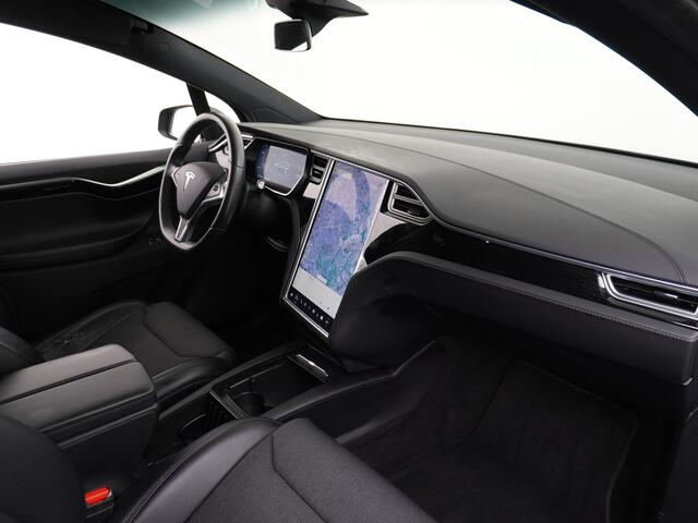 Tesla Model X 75D All Wheel Drive Trekhaak Luchtvering Adaptive Cruise Enchanced AutoPilot Premium Connectivity Panoramaraam Vleugeldeuren Camera's Elektr.Stoelen+Verwarmd+Geheugen Keyless Wifi 4WD Led Koplampen Lmv Led Bordherkenning Verwarmde Sproeiers-bladen Rijstro